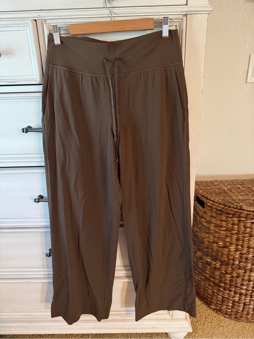 Lululemon groove wide leg pants